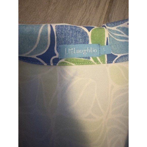 J McLaughlin Shirt Womens Small Blue White Floral Court Polo Soft Cotton Stretch - Picture 10 of 11